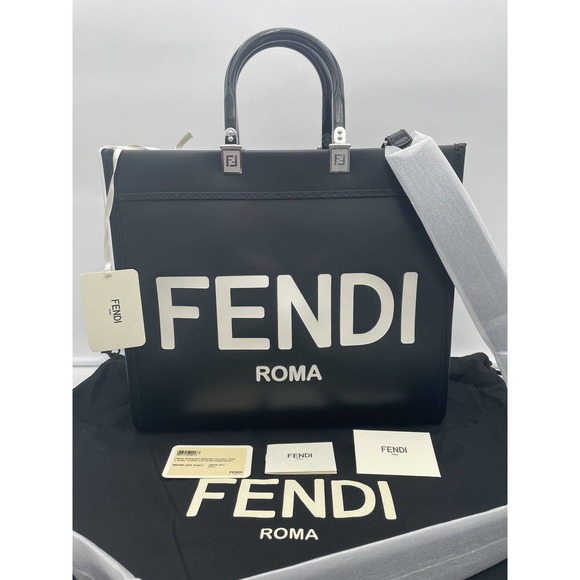 ❌❌SOLD!❌❌NEW Fendi Sunshine Tote Medium Black Leather Shopper Shoulder Bag Purse - Picture 3 of 11